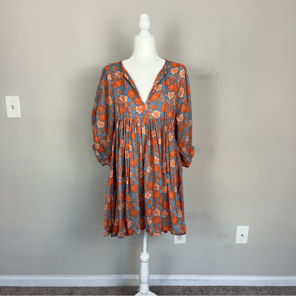 SUNDRY FLORAL MINI SHIFT DRESS SIZE 2 (MEDIUM) SLEEVES ORANGE AND BLUE - Picture 6 of 16